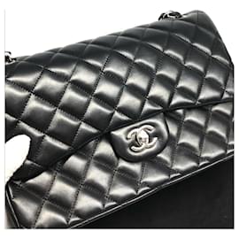 Chanel-Chanel Jumbo bolso de solapa clásico de piel de cordero negro-Negro