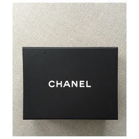 Chanel-2.55-Black