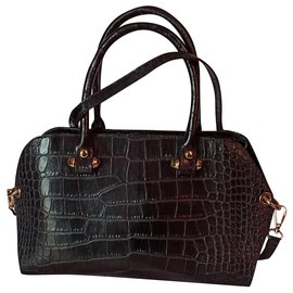 Bugatti-Handbags-Black