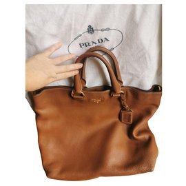 Prada Totes Caramel