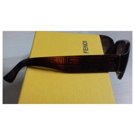 Fendi-Sunglasses-Brown
