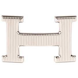 Hermès-Hebilla de cinturón Hermès modelo "Grille" en metal plateado, ¡en una excelente condición!-Plata
