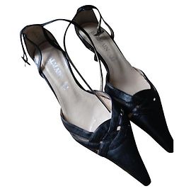 Balmain Black Leather Braided Ankle Strap Pumps Black