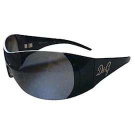 Dolce & Gabbana-Des lunettes de soleil-Noir
