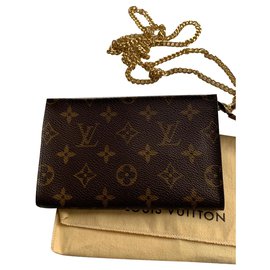 Louis Vuitton-Pochette-Marrone