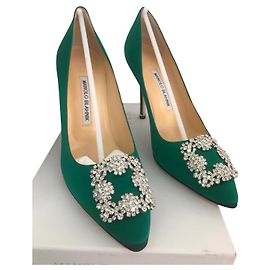 Manolo Blahnik Pumps Hangisi NEU Grün