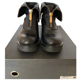 Tosca Blu-Ankle Boots-Black