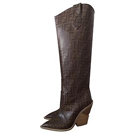 Botas vaqueras Fendi Castaño