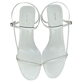 The row Die Row Bare Sandalen Roh