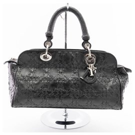 Christian Dior-Dior Handtasche im schwarz gewebten Lammfellstock-Stil-Schwarz