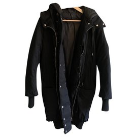 Acne eskimo Nero