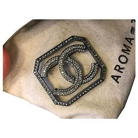 Chanel Coco Crush Brooch Dark grey