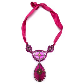 Lanvin-Necklaces-Pink