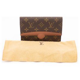 Louis Vuitton-Louis Vuitton Arche belt bag in monogram canvas.-Brown