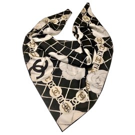 Chanel-Schwarzer CHANEL-Schal mit Kamelien-Weiß