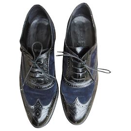 Scarpe Oxford Burberry blu notte scamosciate e vernice 39 Blu scuro