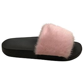 Givenchy Diapositivas de visón rosa Rosa