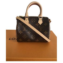 Louis Vuitton Nano speedy Marron foncé