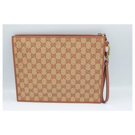 Gucci-Gucci clutch in monogram canvas – New York Yankees collection.-Beige