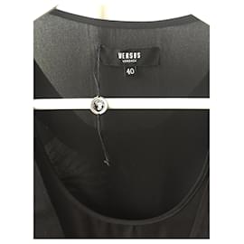 Versace-Mini robe ou tunique en soie Versus-Noir