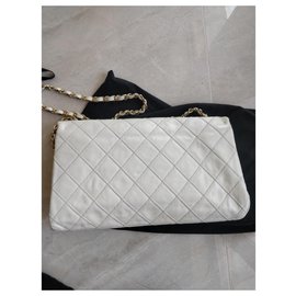 Chanel-Borsa classica con patta-Crema