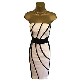 Karen Millen Kleider Schwarz Weiß