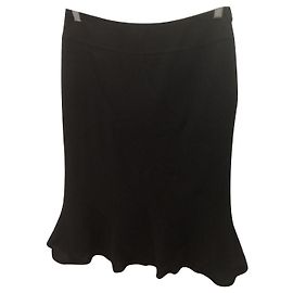 Escada Rock aus schwarzer Wolle mit Volant Schwarz
