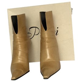 Autre Marque-Kurze Lederstiefel mit Pippi-Keilabsatz-Beige