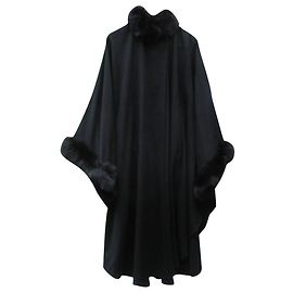 Louis Féraud Coats, Outerwear Black