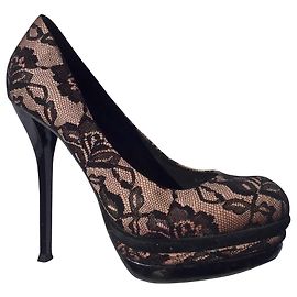 Saltos Carvela de Renda Preta e Couro Rosa Preto Rosa