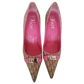 Dior Tacones Beige