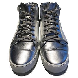 Chanel White & Silver Sneakers, taille 40. Excellent état . Silvery White