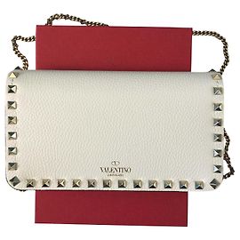 Valentino Garavani Valentino Pouch Cream