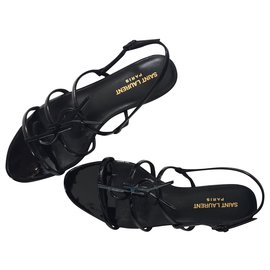 Saint Laurent-Cassandra-Black