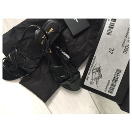 Saint Laurent-Cassandra-Black