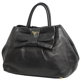 Prada Bolsa de couro Fiocco Bow preta Preto