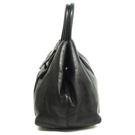 Prada-Prada schwarze Leder Fiocco Schleife Handtasche-Schwarz