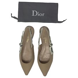 Christian Dior J ’Adior Beige