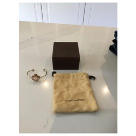 Louis Vuitton-Pulseiras-Dourado