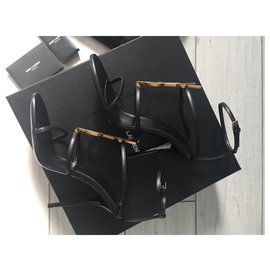 Saint Laurent-Cassandra-Black