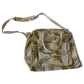 Tory Burch Handtasche aus Leder Creme Creme