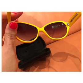 Chanel-Oculos escuros-Amarelo