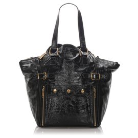 Yves Saint Laurent Sac cabas Downtown en cuir verni noir YSL Noir