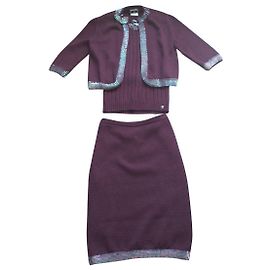 Chanel Terno de saia Roxo