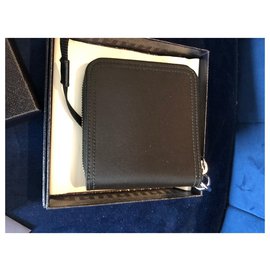 Prada-Prada zipped wallet with strap-Black