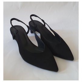 Aeyde-Heels-Black
