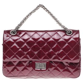 Chanel-Splendida borsa Chanel 2.55 in pelle trapuntata con vernice bordeaux, Garniture en métal argenté, in ottime condizioni!-Bordò