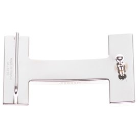 Hermès-Hebilla de cinturón Hermès modelo "Quizz" en metal plateado cepillado-Plata
