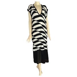 Vestido Yohji Yamamoto com decote em V Multicor