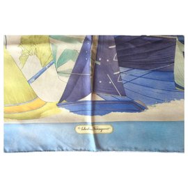 Salvatore Ferragamo-FERRAGAMO foulard motif voiliers.-Multicolore